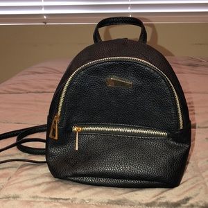 BLACK MINI BACKPACK